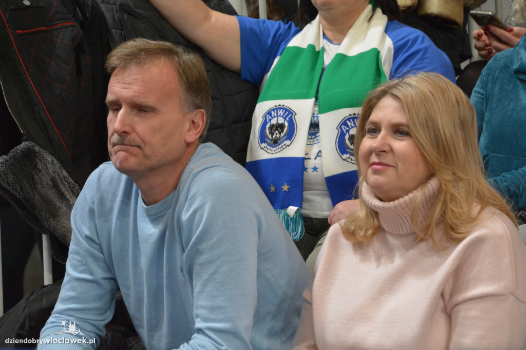 Kibice na meczu Anwil vs. King