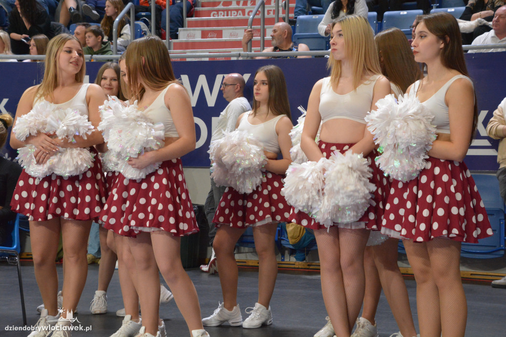 Kibice na meczu Anwil vs. King