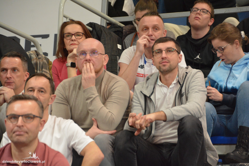 Kibice na meczu Anwil vs. King
