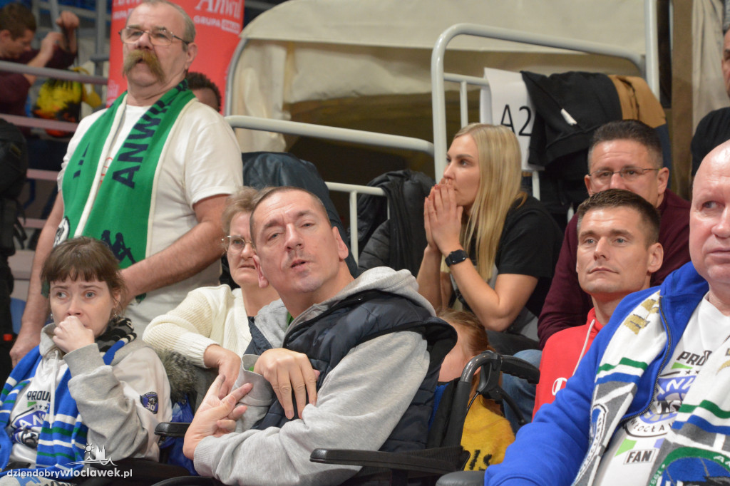 Kibice na meczu Anwil vs. King