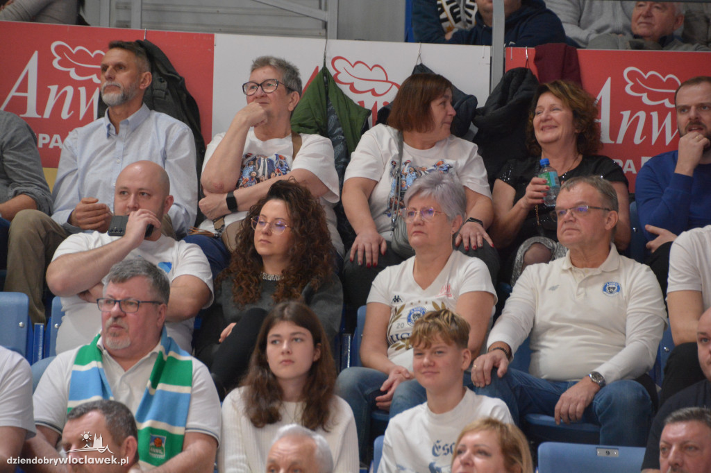Kibice na meczu Anwil vs. King