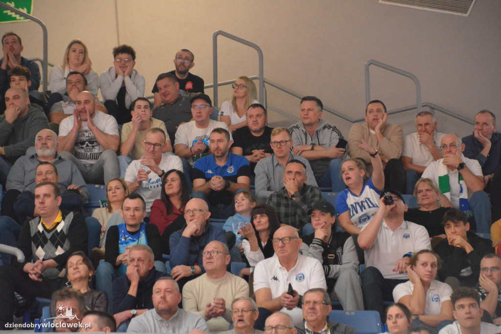 Kibice na meczu Anwil vs. King