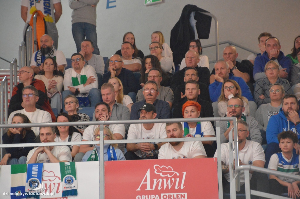 Kibice na meczu Anwil vs. King