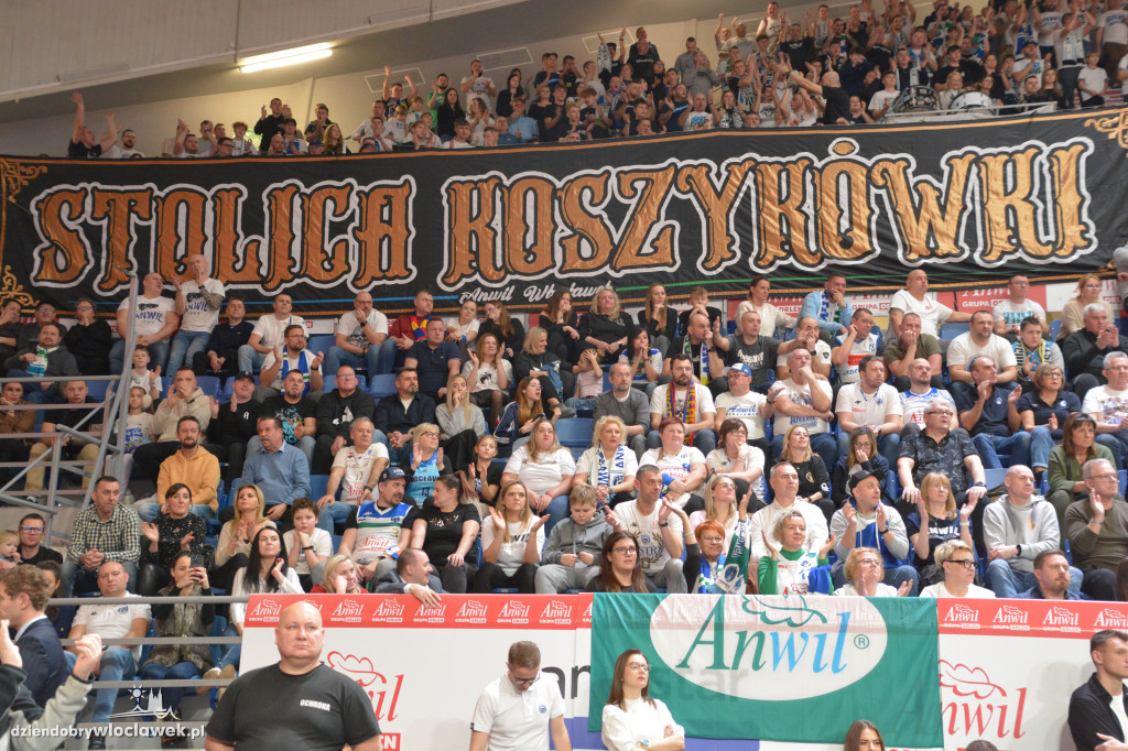 Kibice na meczu Anwil vs. King