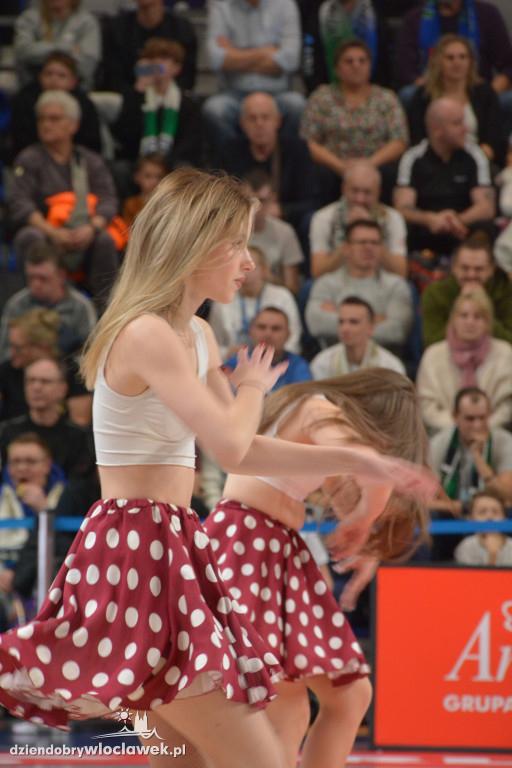 Kibice na meczu Anwil vs. King