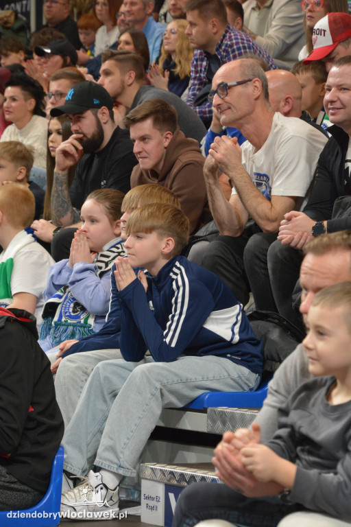 Kibice na meczu Anwil vs. King
