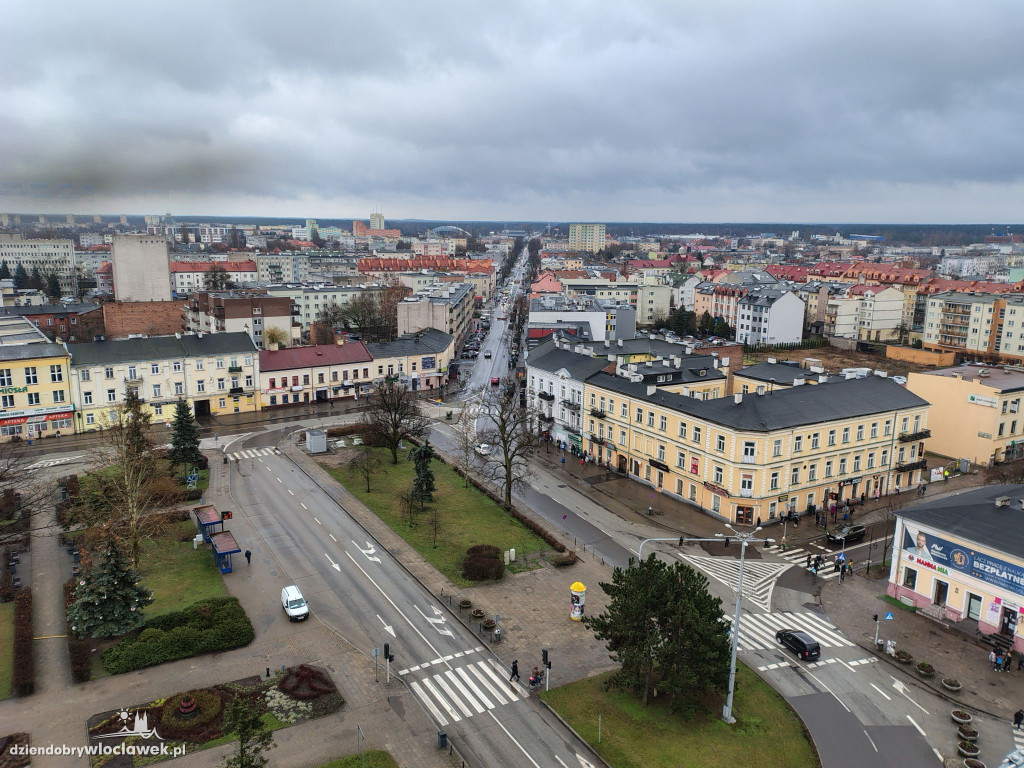 Plac Wolności i cztery jego strony świata