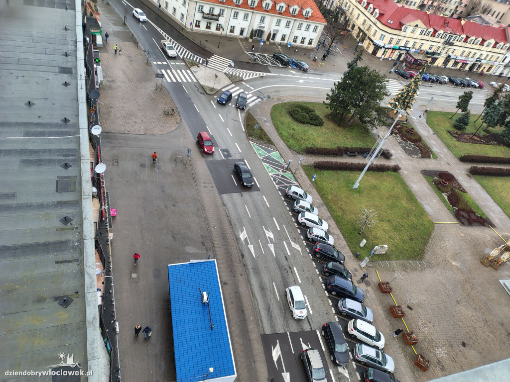 Plac Wolności i cztery jego strony świata