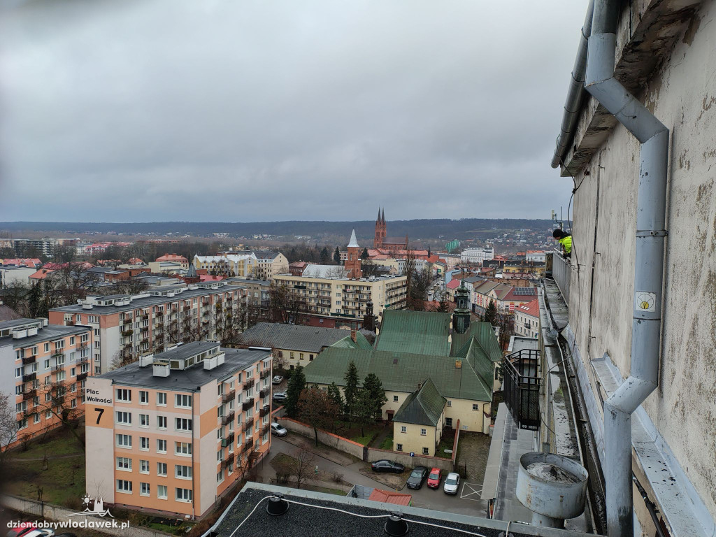 Plac Wolności i cztery jego strony świata