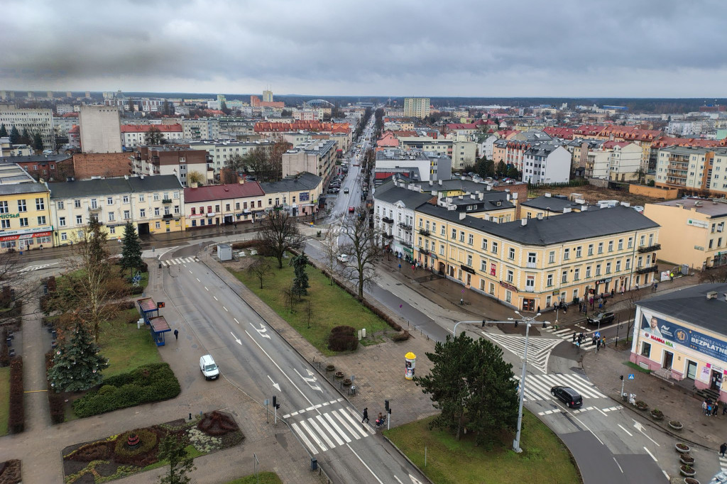 Plac Wolności i cztery jego strony świata