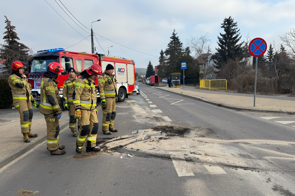 Kia uderzyła w agregat prądotwórczy