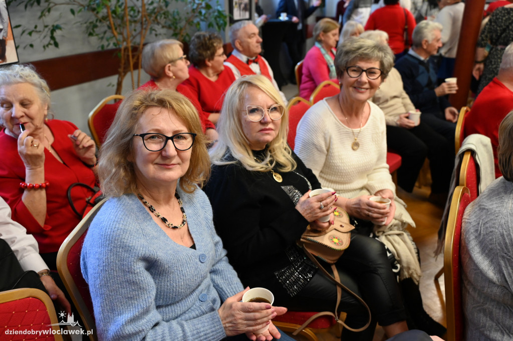 Seniorzy świętowali Walentynki w Starej Remizie