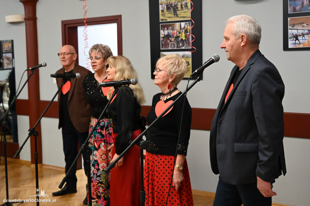 Seniorzy świętowali Walentynki w Starej Remizie