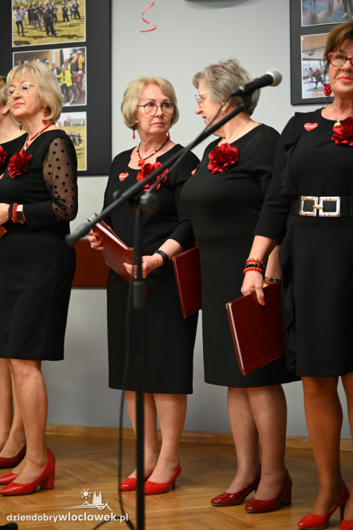Seniorzy świętowali Walentynki w Starej Remizie