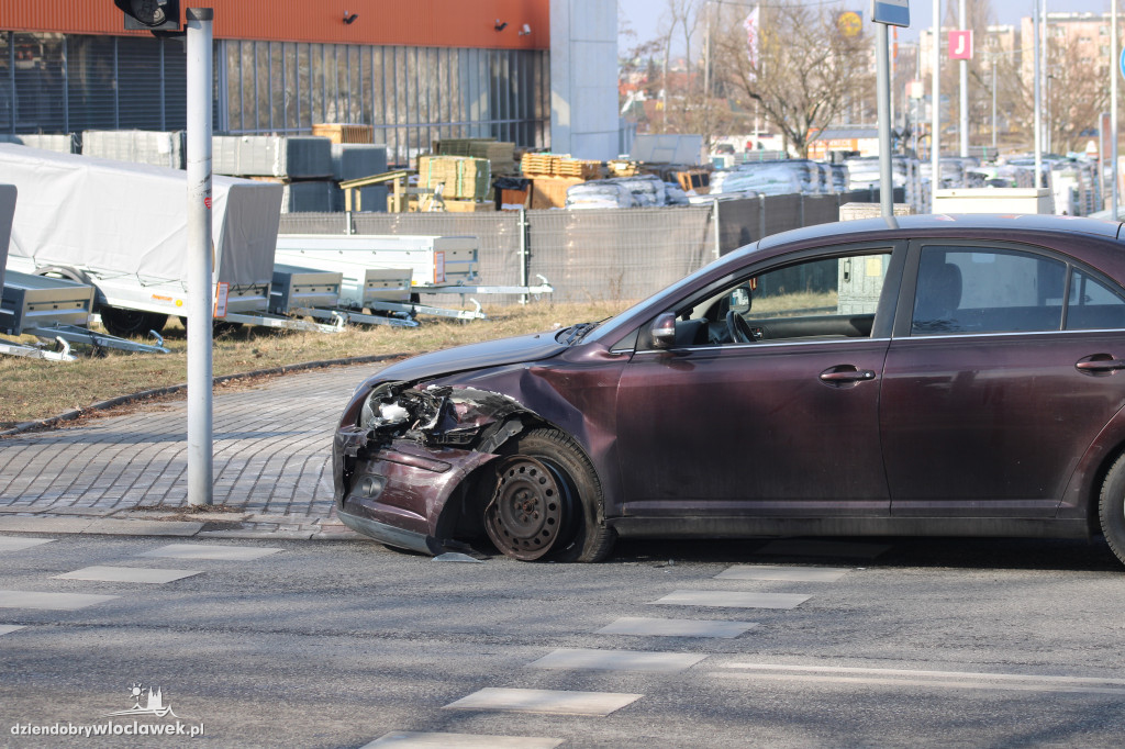 Zderzenie na skrzyżowaniu Chopina i Cmentarnej