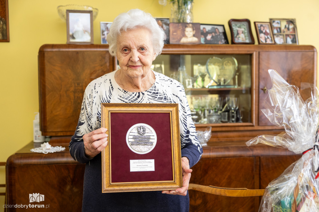 Medal dla Pani Kazimiery Szarafińskiej