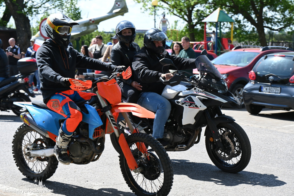 Moto-aero 2025: Parada motocykli i pokazy lotnicze