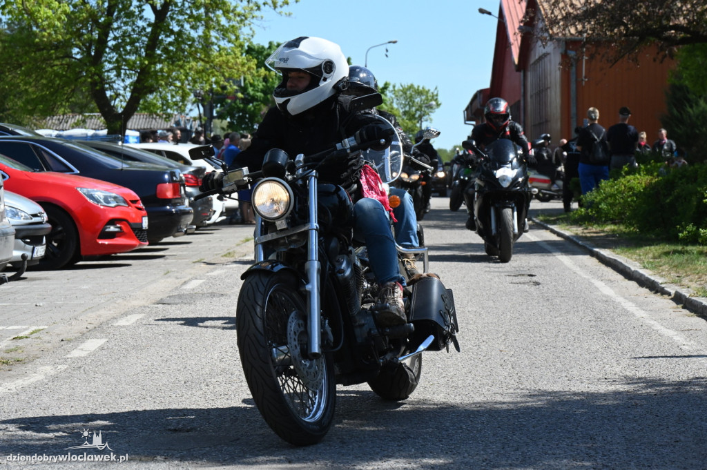 Moto-aero 2025: Parada motocykli i pokazy lotnicze