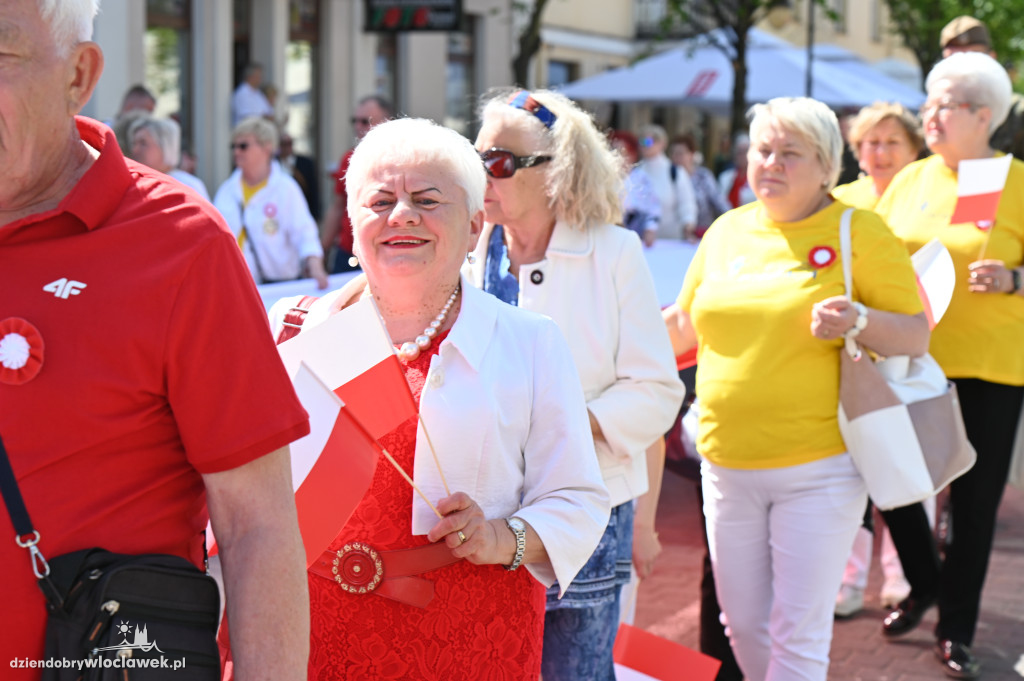 Przemarsz ze 100-metrową biało-czerwoną