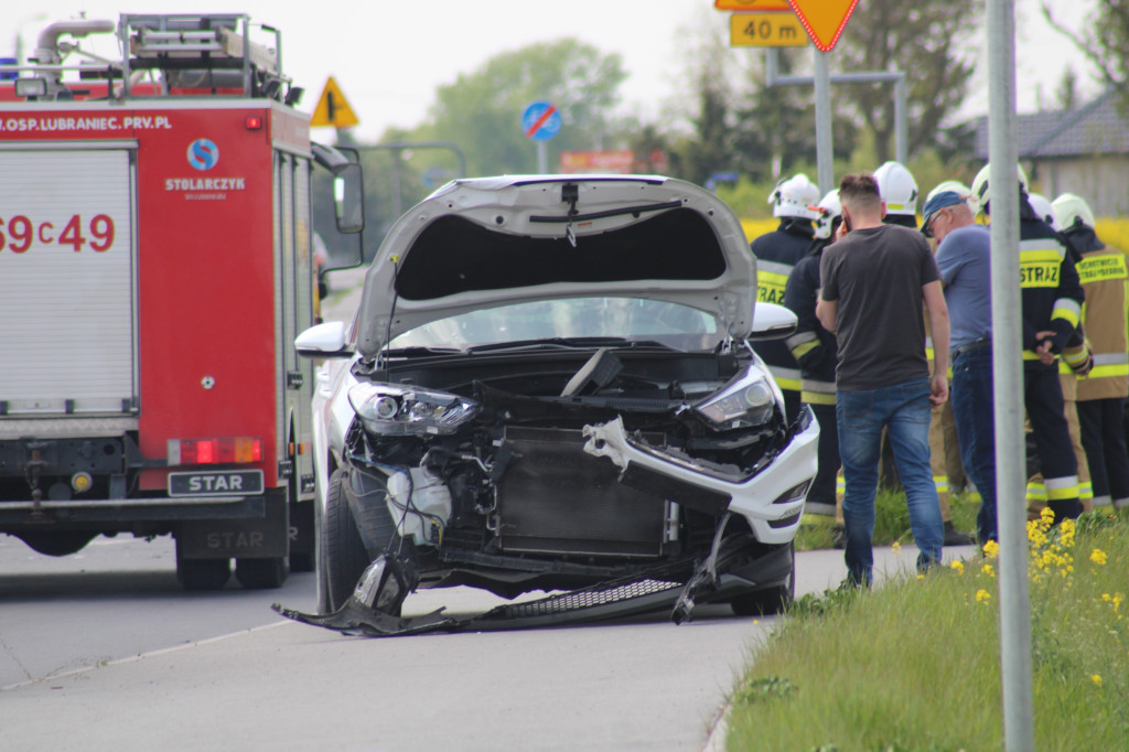 Wypadek na obwodnicy Lubrańca