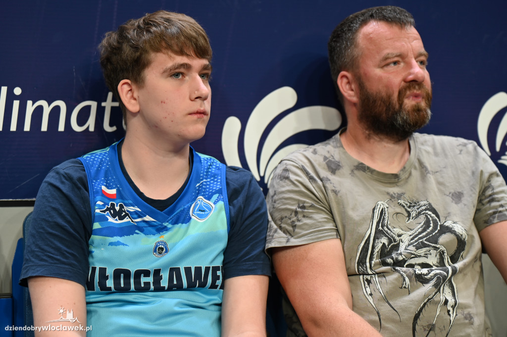 Kibice ma meczu Anwil vs. MKS Dąbrowa Górnicza