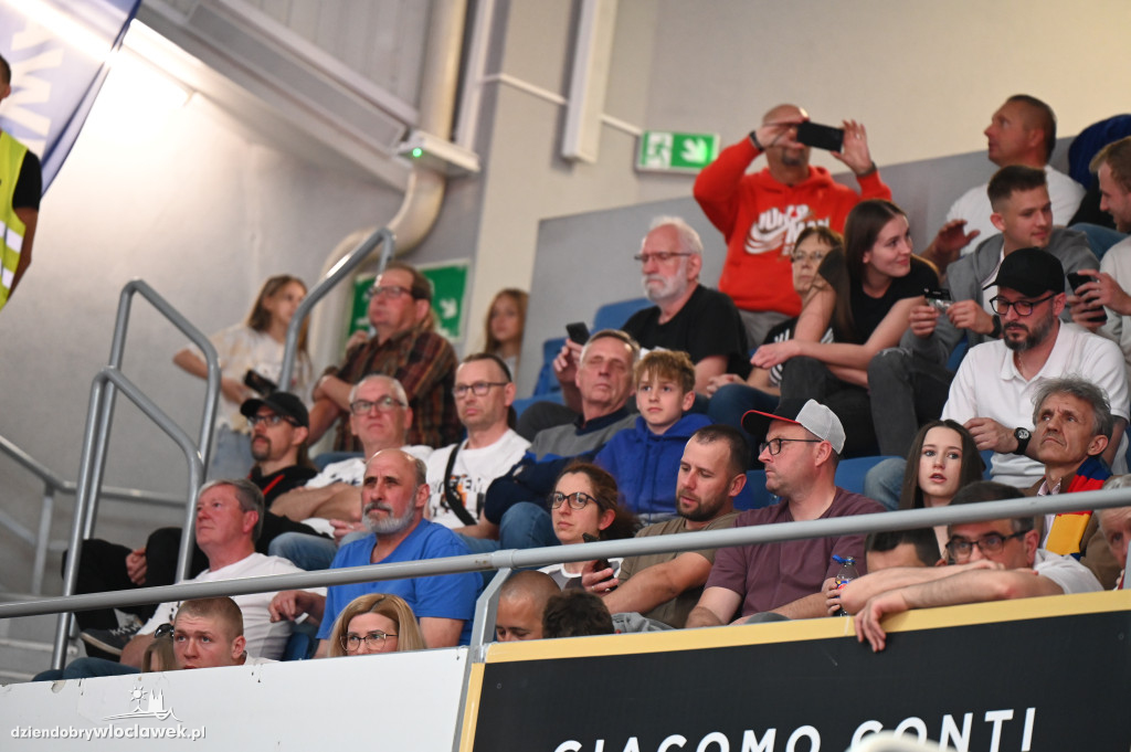 Kibice ma meczu Anwil vs. MKS Dąbrowa Górnicza