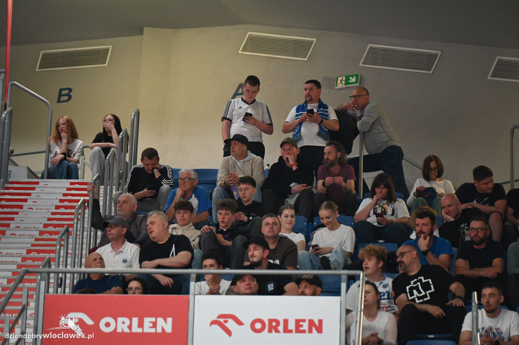 Kibice ma meczu Anwil vs. MKS Dąbrowa Górnicza