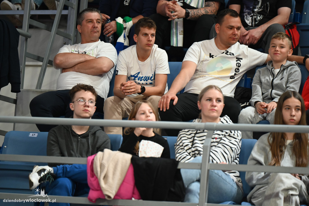 Kibice ma meczu Anwil vs. MKS Dąbrowa Górnicza