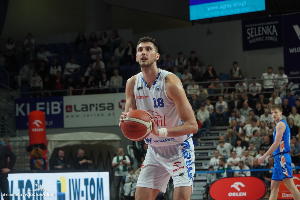 Anwil - MKS Dąbrowa Górnicza 95:91