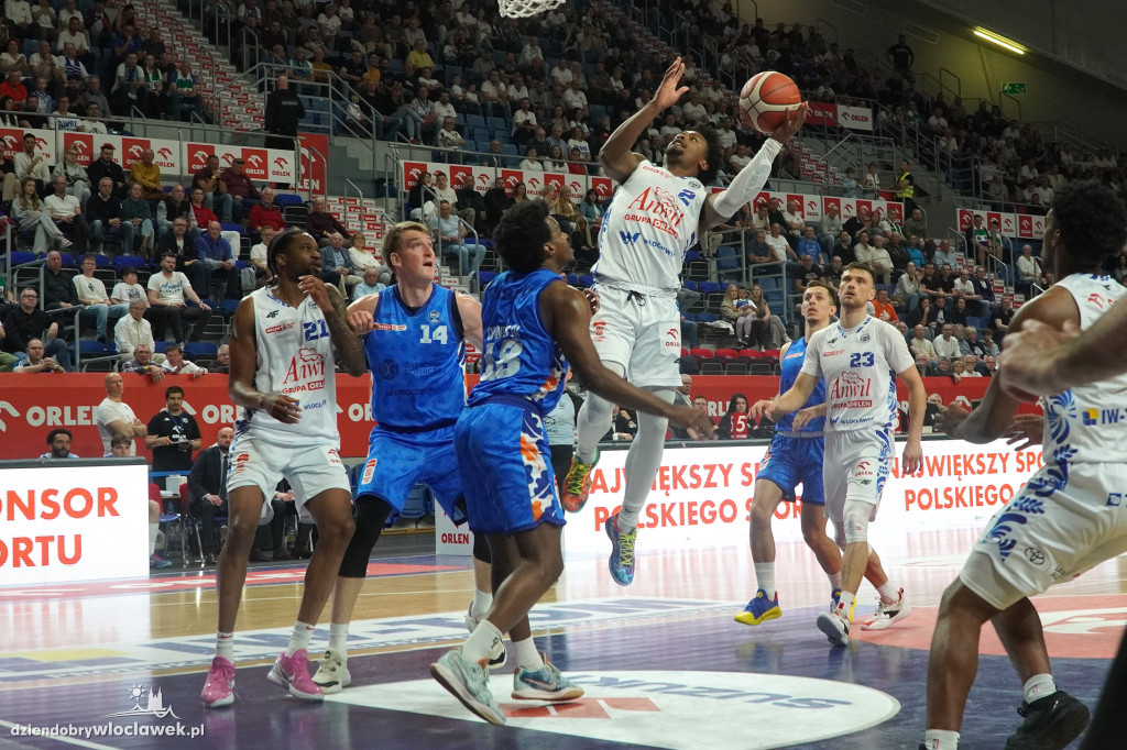 Anwil - MKS Dąbrowa Górnicza 95:91