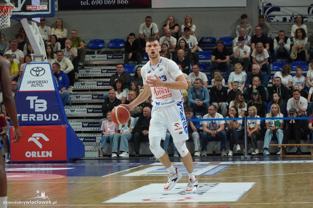 Anwil - MKS Dąbrowa Górnicza 95:91