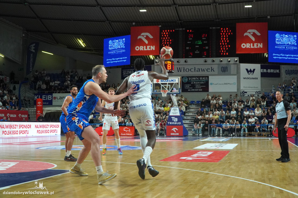 Anwil - MKS Dąbrowa Górnicza 95:91