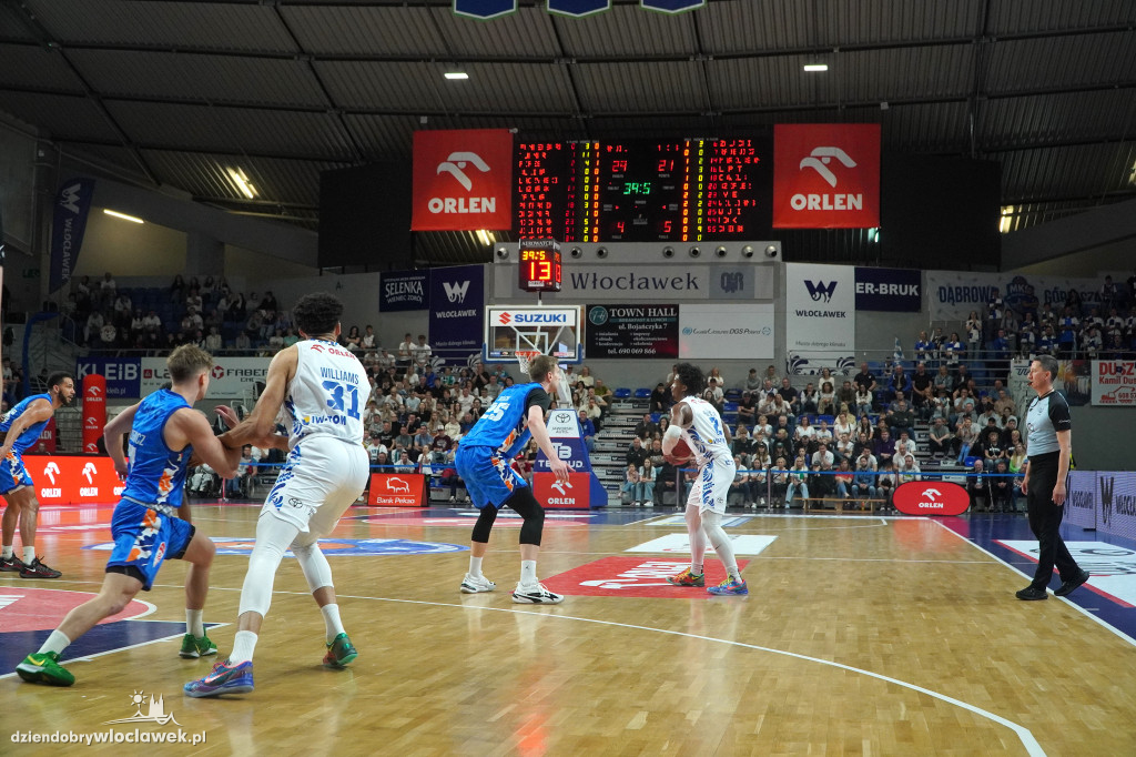 Anwil - MKS Dąbrowa Górnicza 95:91