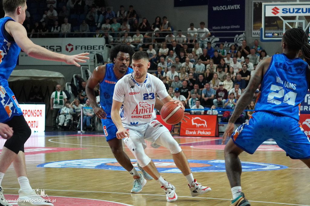 Anwil - MKS Dąbrowa Górnicza 95:91