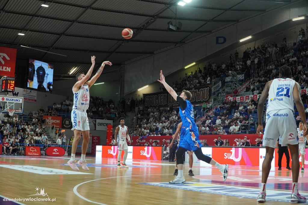 Anwil - MKS Dąbrowa Górnicza 95:91