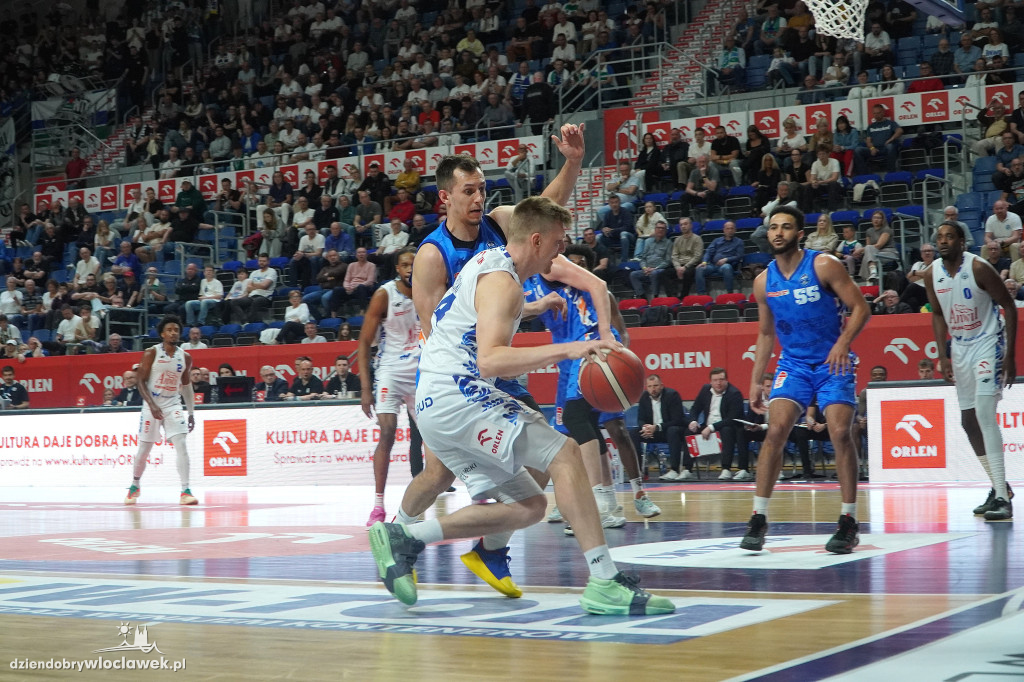 Anwil - MKS Dąbrowa Górnicza 95:91