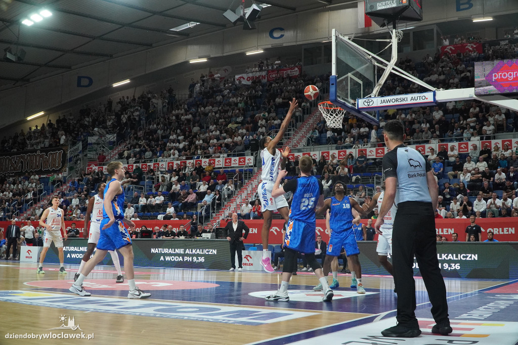 Anwil - MKS Dąbrowa Górnicza 95:91