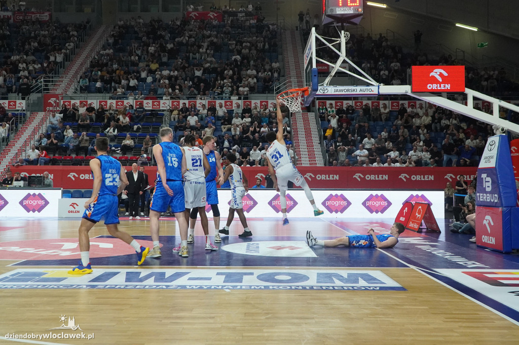 Anwil - MKS Dąbrowa Górnicza 95:91