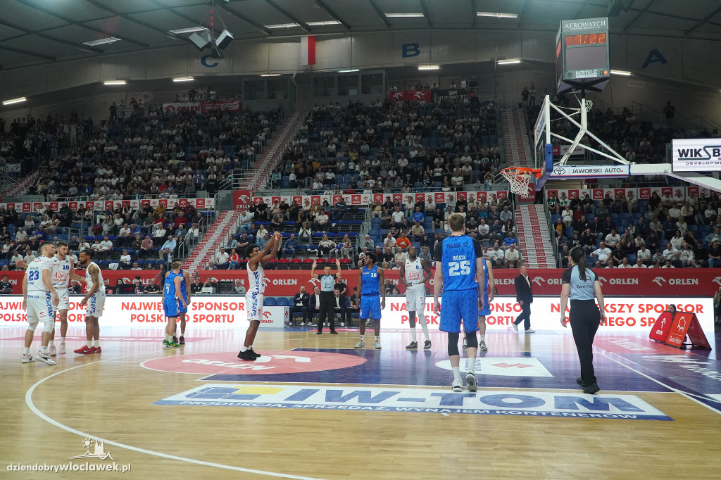 Anwil - MKS Dąbrowa Górnicza 95:91