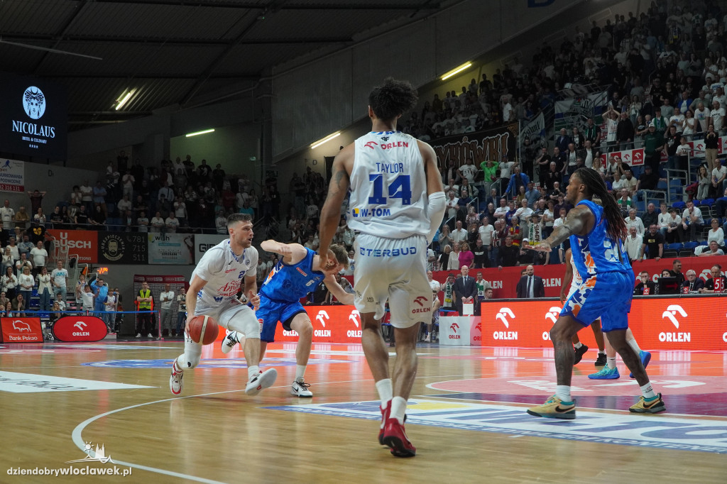 Anwil - MKS Dąbrowa Górnicza 95:91