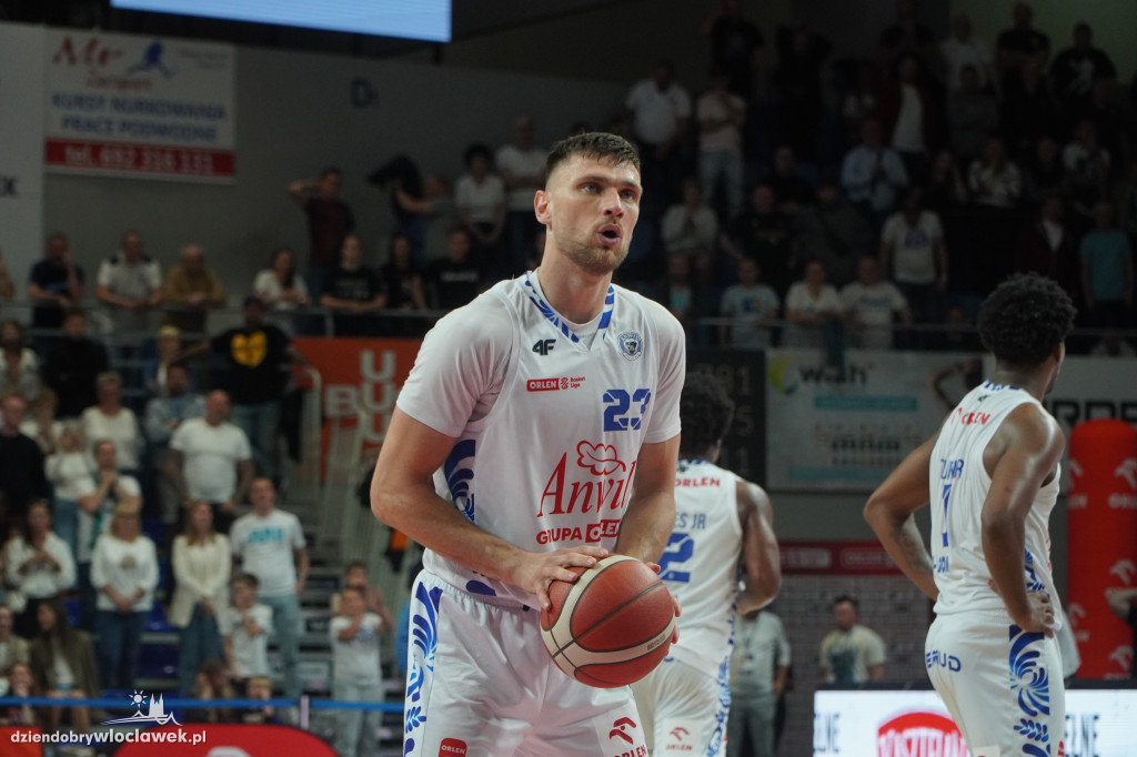 Anwil - MKS Dąbrowa Górnicza 95:91