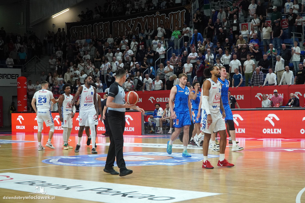Anwil - MKS Dąbrowa Górnicza 95:91
