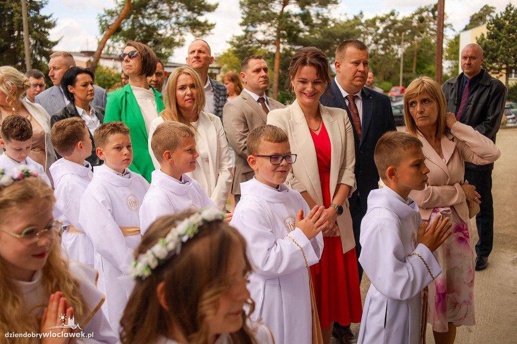 Komunia w parafii NMP Królowej Polski na Zawiślu