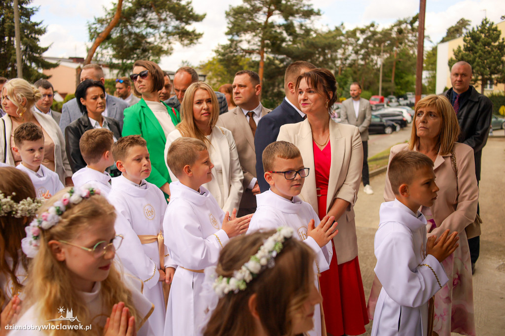 Komunia w parafii NMP Królowej Polski na Zawiślu