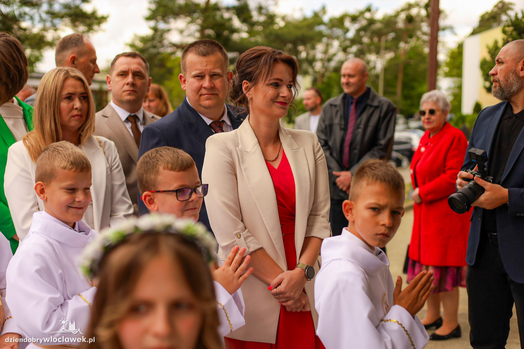 Komunia w parafii NMP Królowej Polski na Zawiślu