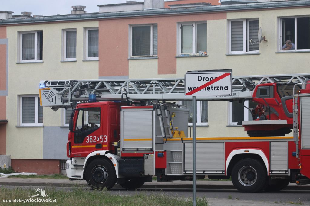Pożar w piwnicy przy Brackiej