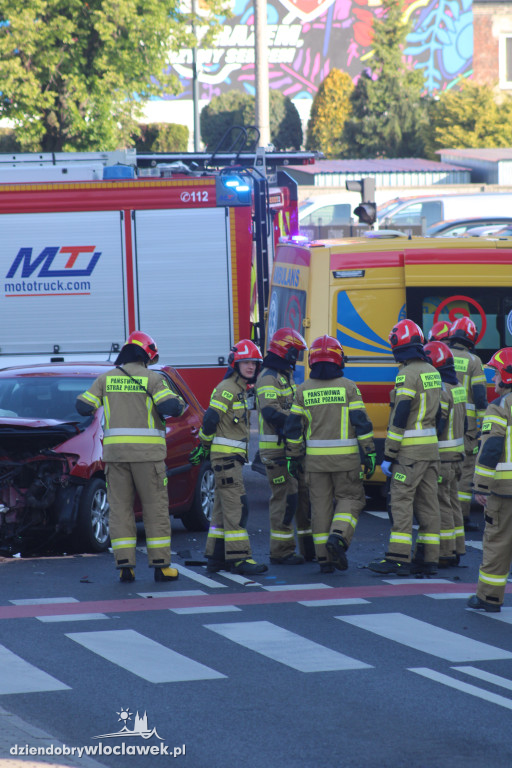 Wypadek na skrzyżowaniu Okrężna - Stodólna