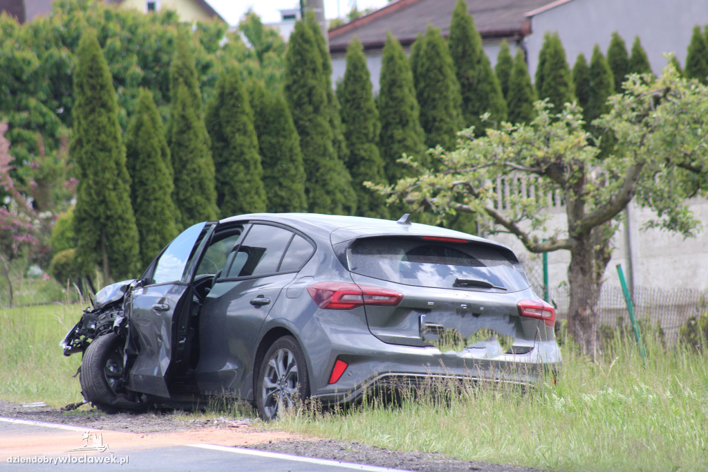 Zderzenie samochodu osobowego i ciężarówki