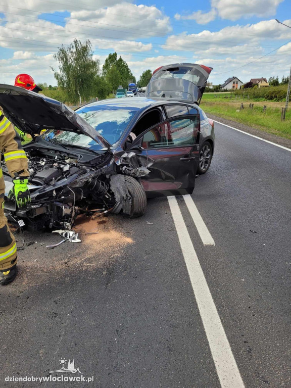 Zderzenie samochodu osobowego i ciężarówki