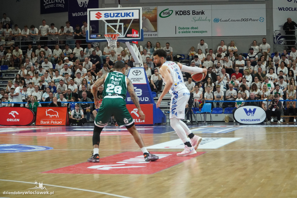 Anwil przegrywa 2 punktami z Legią